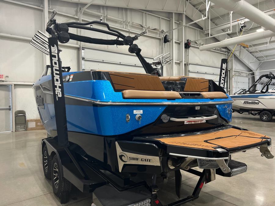 2023 Malibu Boats M220 for sale in Cincinnati, Ohio