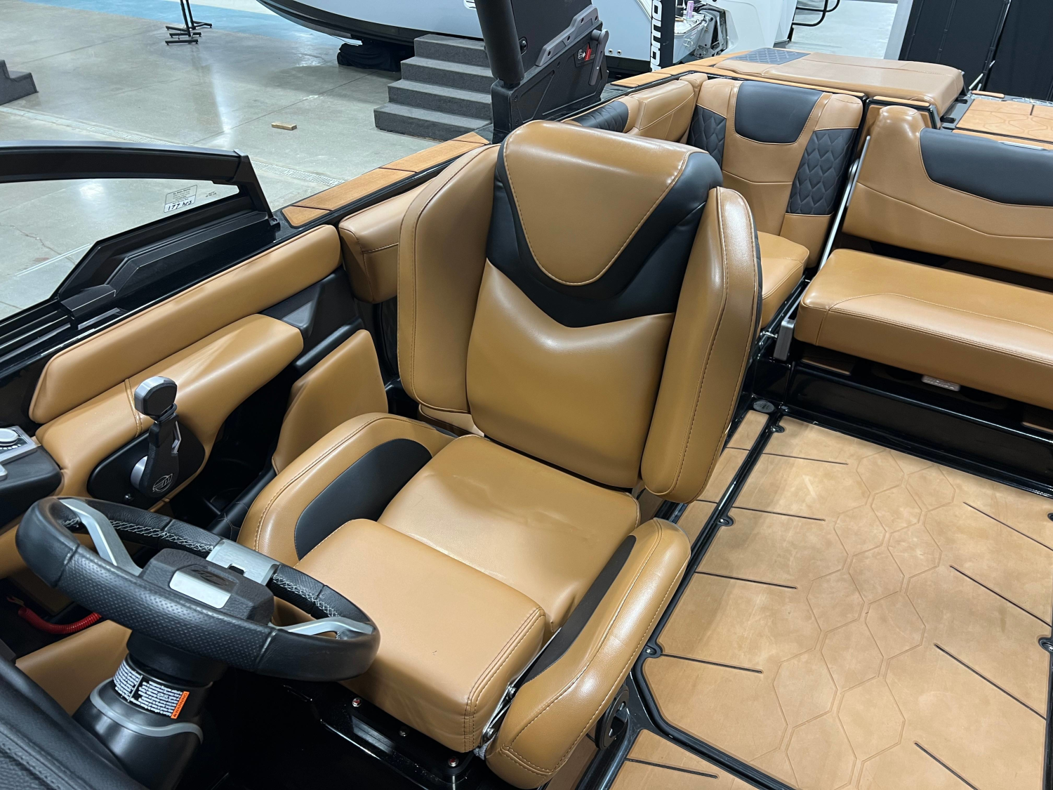 2023 Malibu Boats M220 for sale in Cincinnati, Ohio