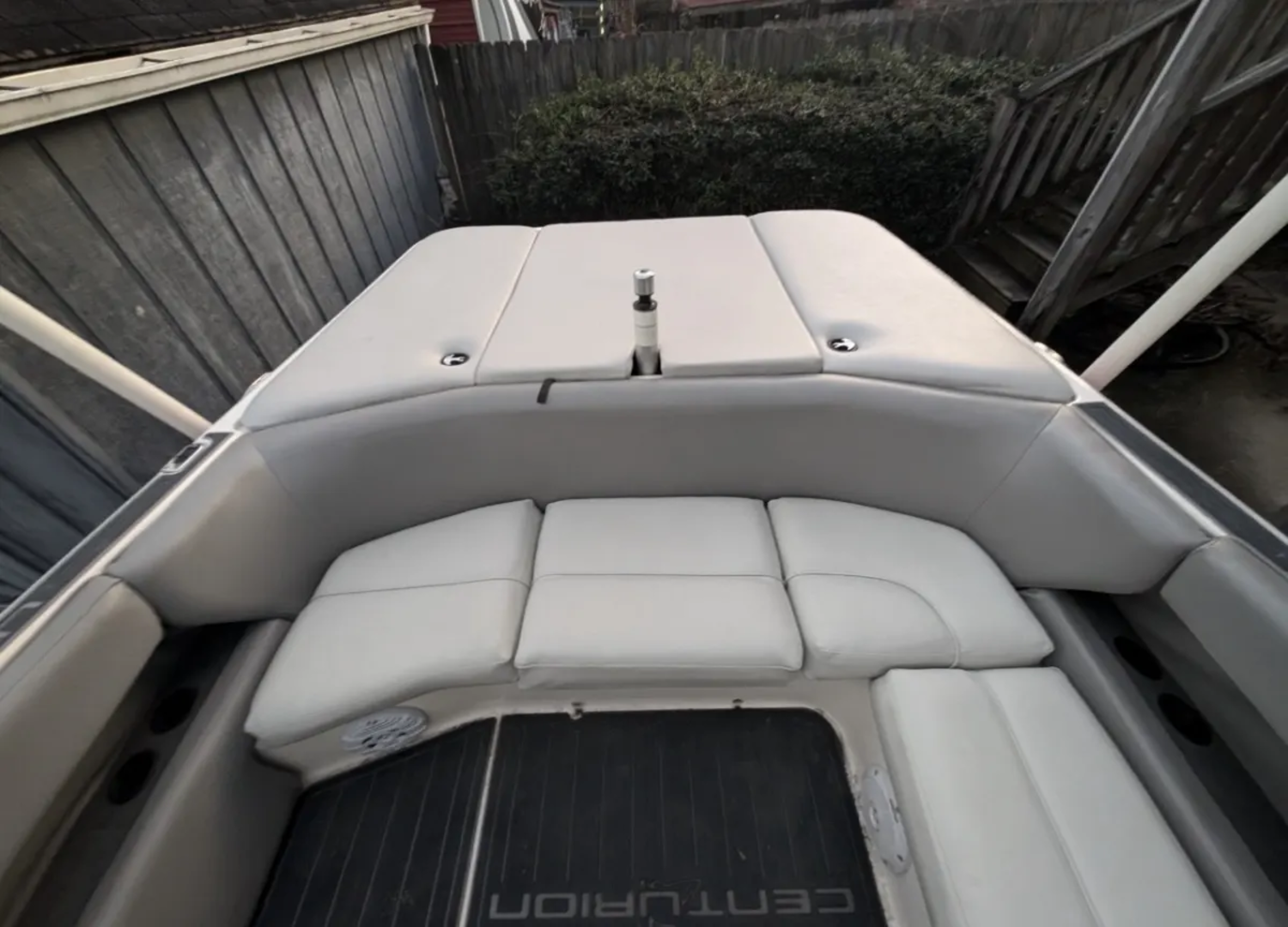 2004 Centurion Boats Lightning