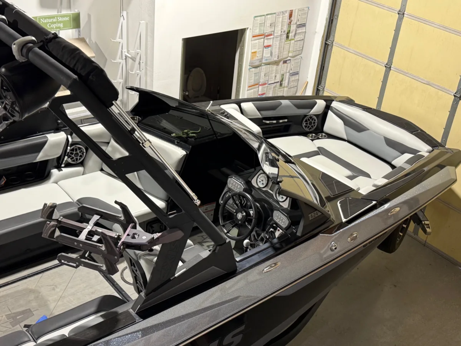 2021 Axis Boats A24 for sale in Issaquah, Washington