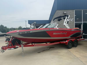 2017-mastercraft-x46-129095-image3