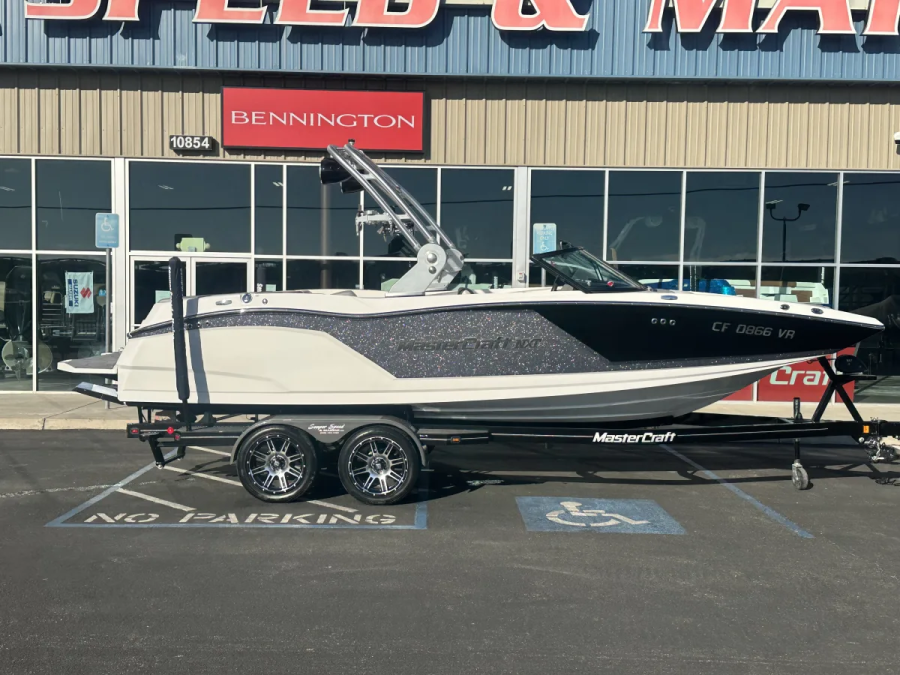 2018 Mastercraft Boats NXT22 for sale in Madera, California