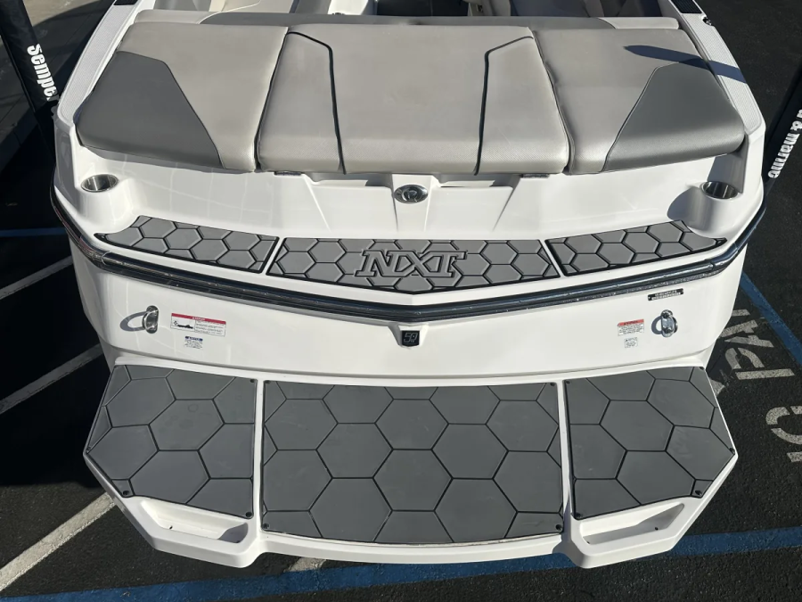 2018 Mastercraft Boats NXT22 for sale in Madera, California