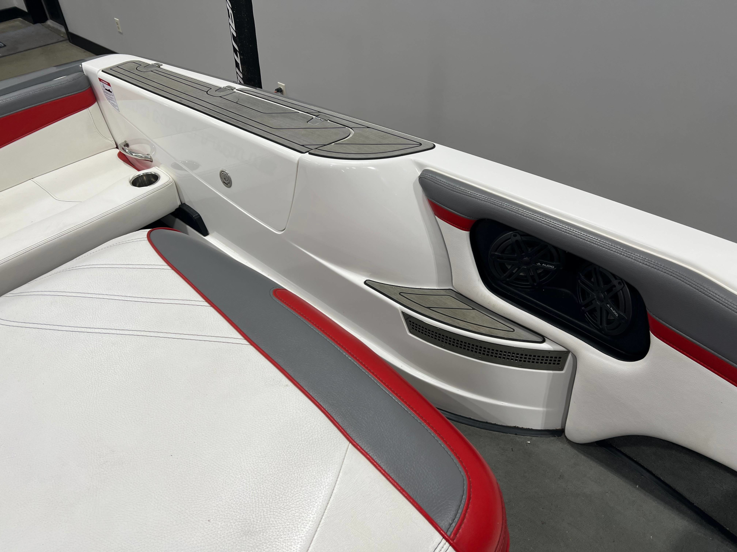 2017 Nautique Ski 200 Team Edition