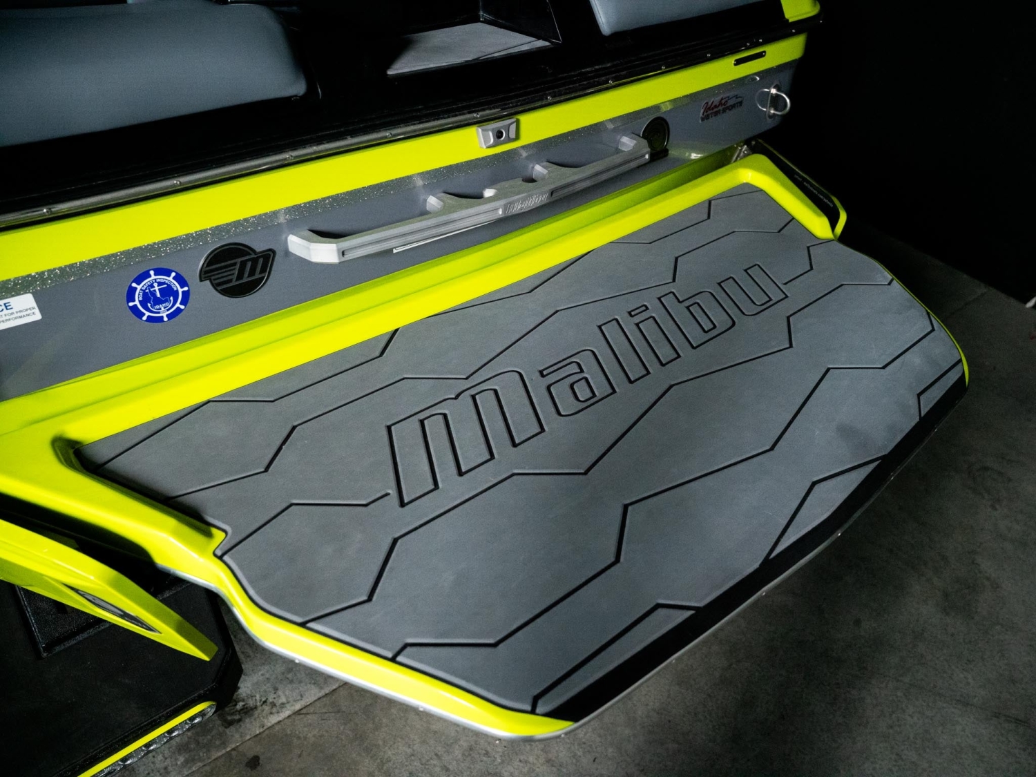 2024 Malibu Boats 23MXZ