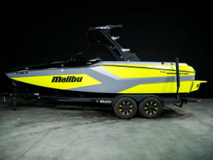 2024-malibu--wakesetter-23-mxz-124825-image1