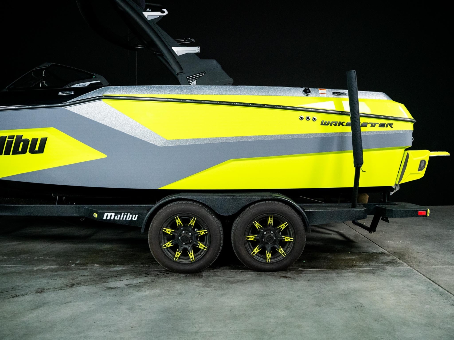 2024 Malibu Boats 23MXZ