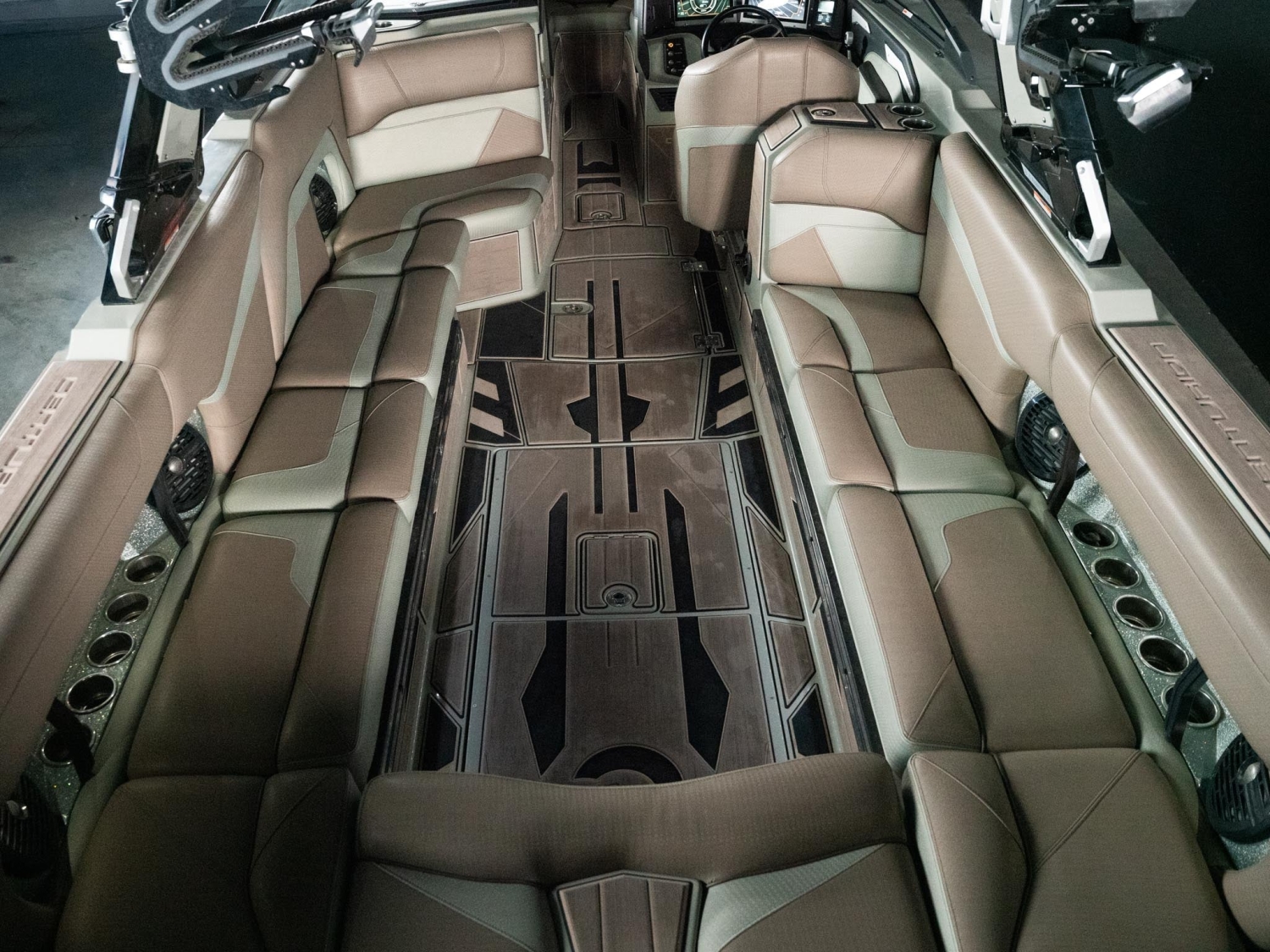 2022 Centurion Boats Ri265