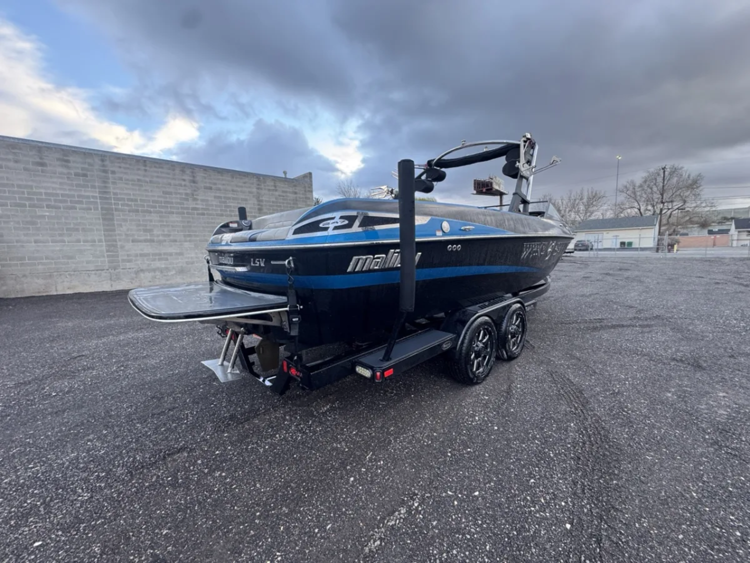 2012 Malibu WakeSetter 247 LSV 6.0L  Well Maintained  Well Optioned