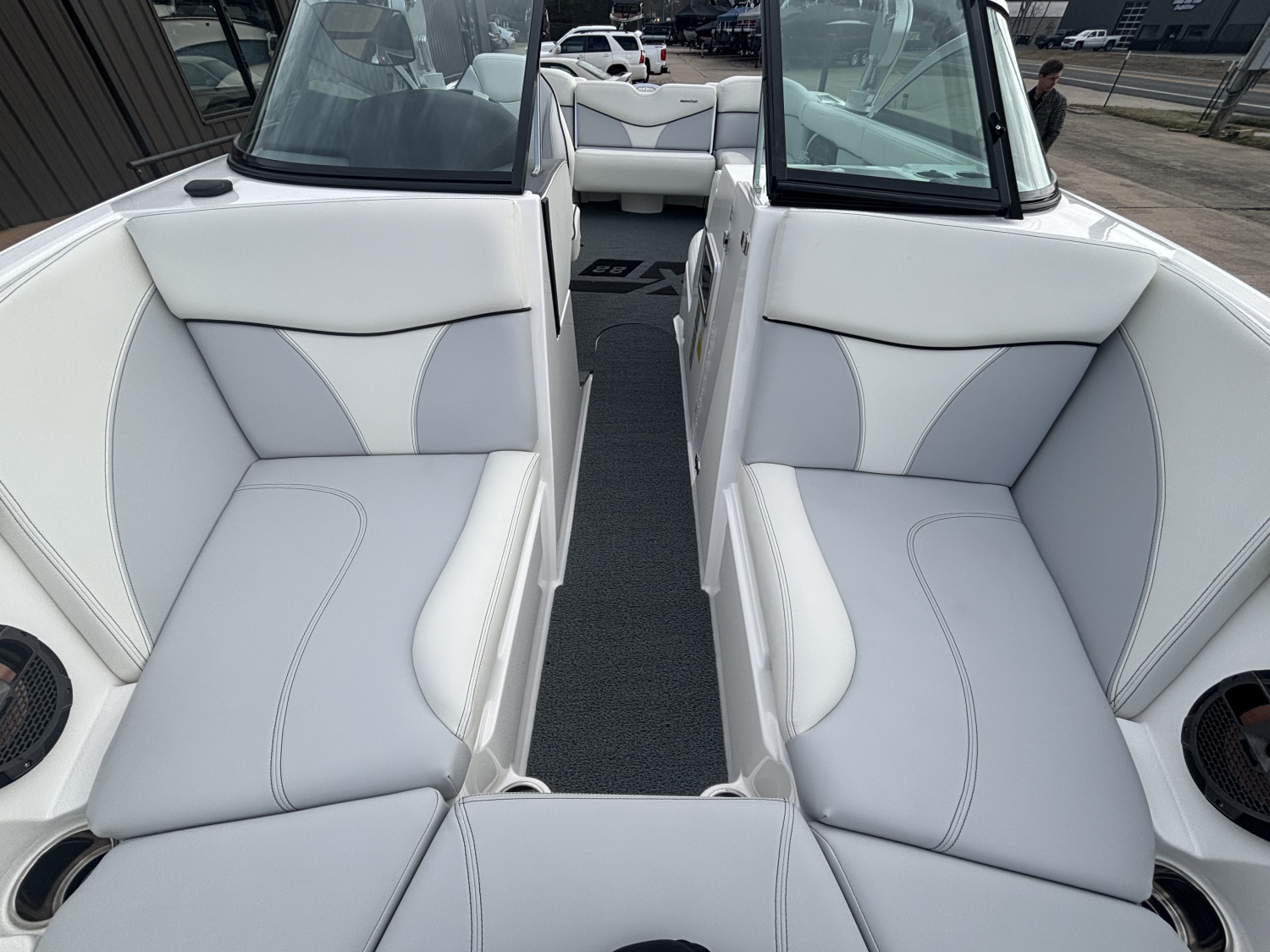 2019 MasterCraft XT22