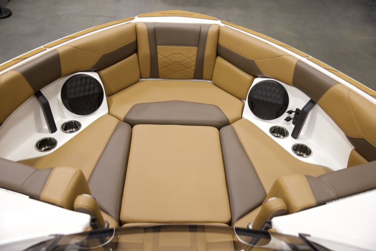 2026 Malibu Boats 23 LSV