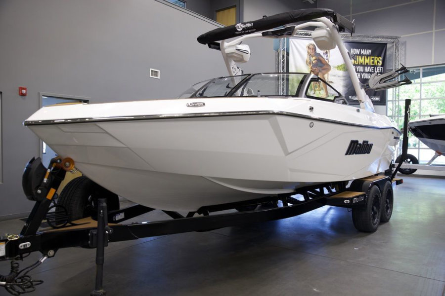 2026-malibu-wakesetter-23-lsv-124842-image2