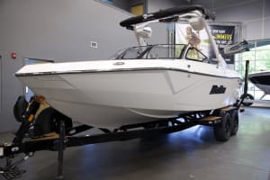 2026-malibu-wakesetter-23-lsv-124842-image2