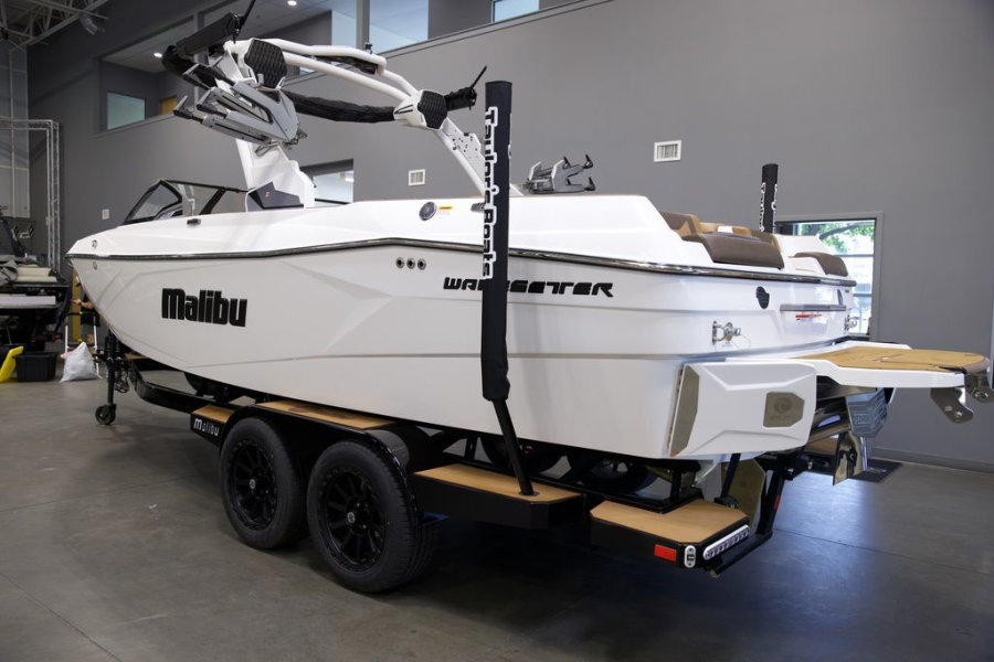 2026-malibu-wakesetter-23-lsv-124842-image3