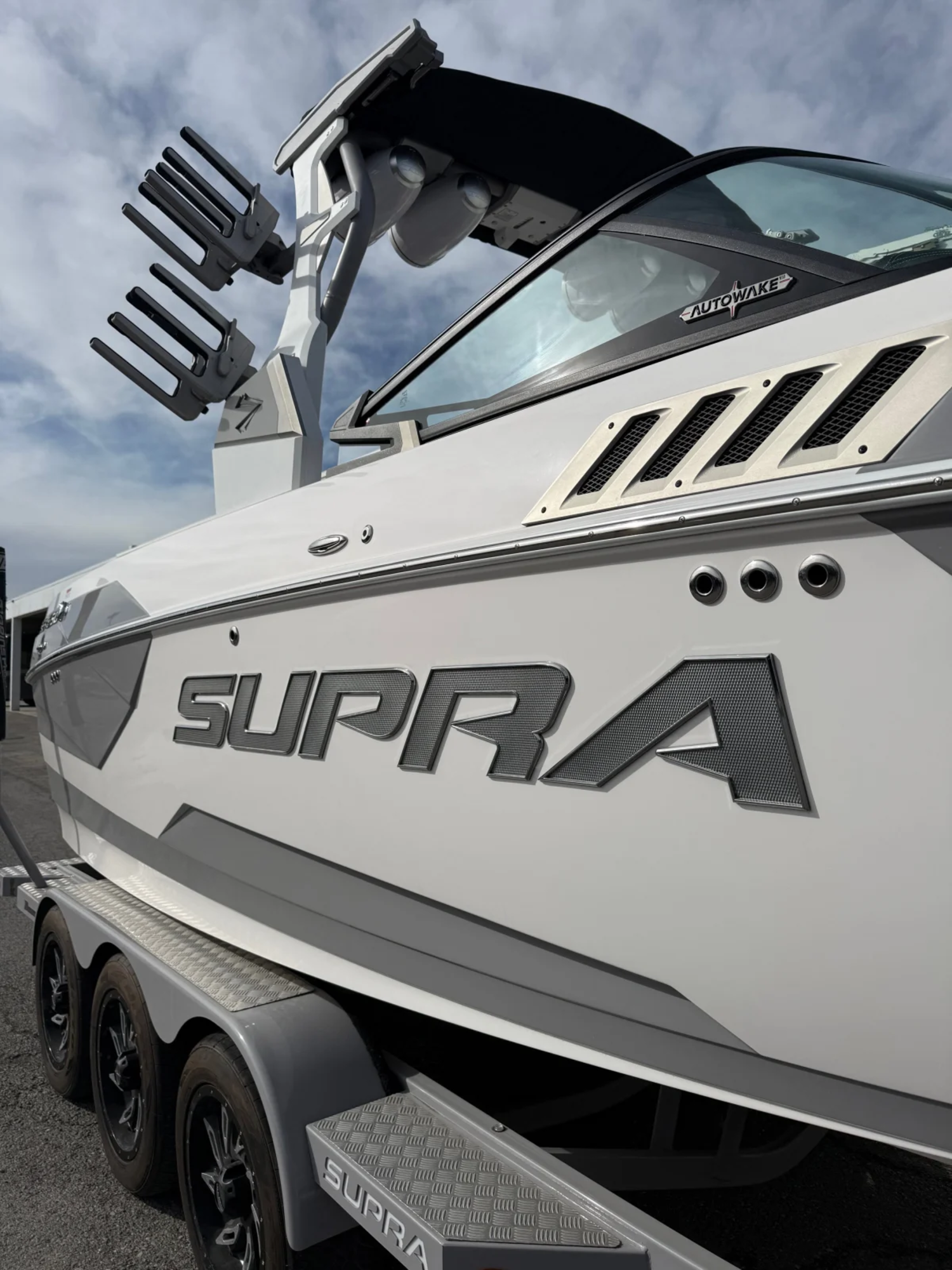 2019 25' Supra SE550 Bowrider