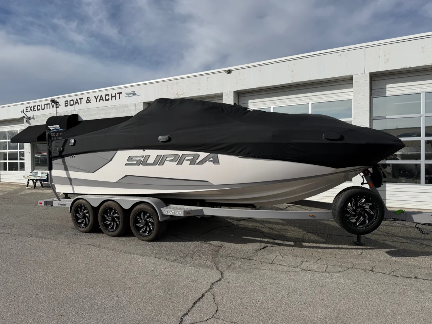 2019 25' Supra SE550 Bowrider