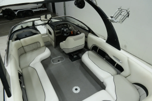 2004 Malibu Boats Wakesetter 23 LSV for sale in Indianapolis, Indiana