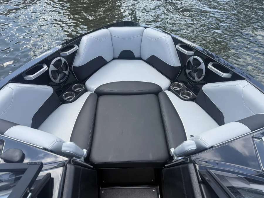 2019 Malibu Boats Wakesetter 23 LSV for sale in Bonney Lake, Washington