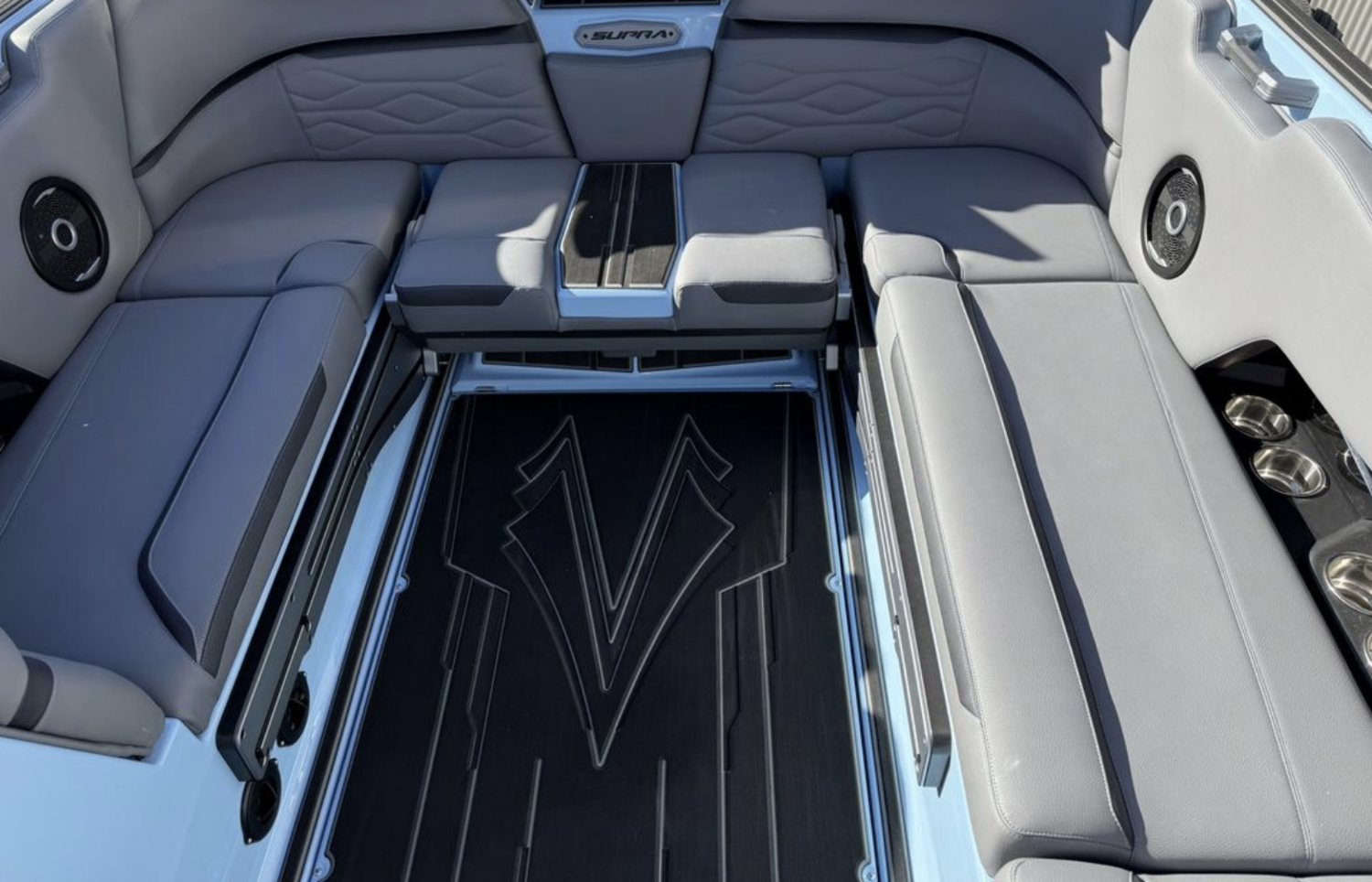 2025 SUPRA SL550