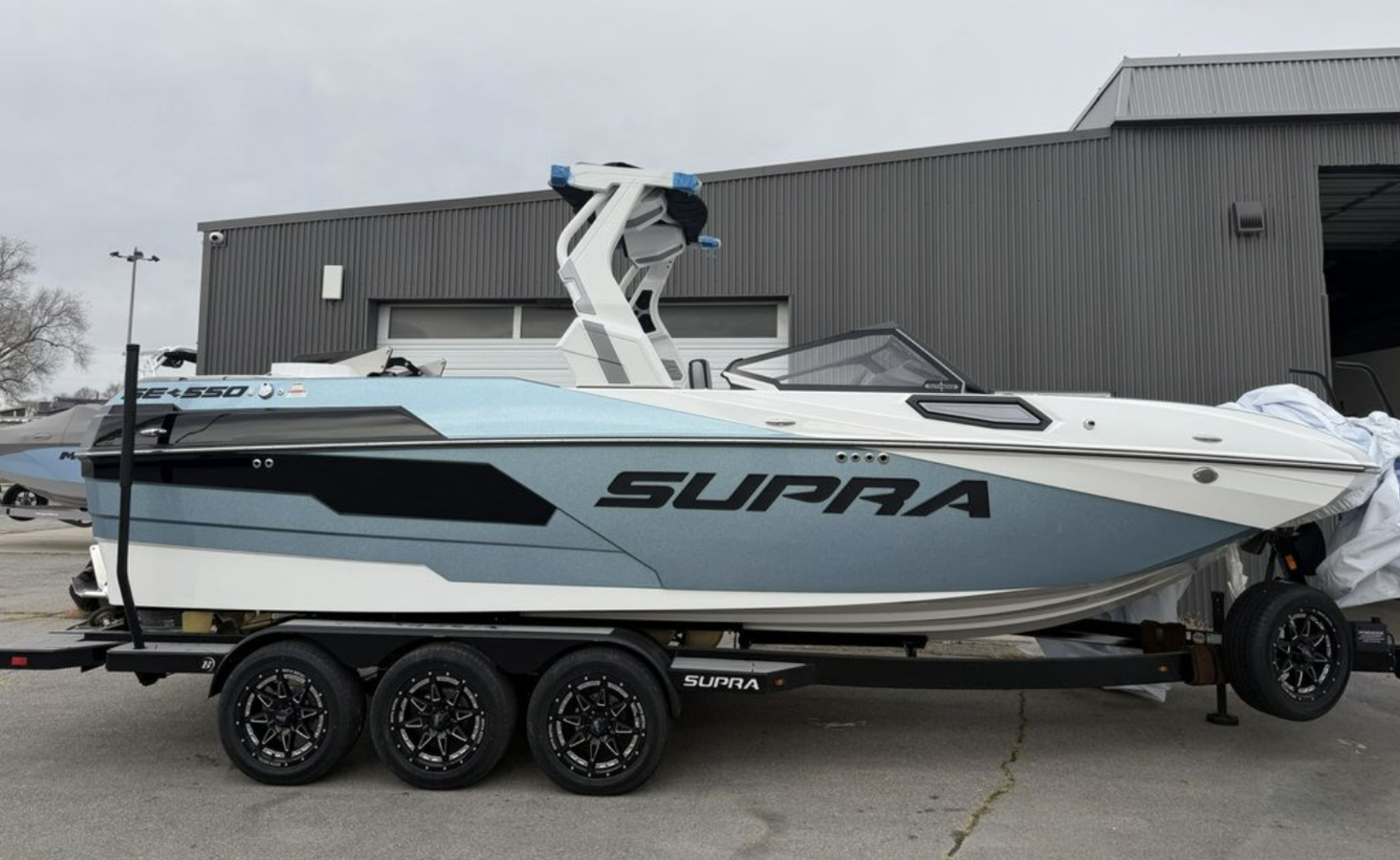 2025 SUPRA SE550