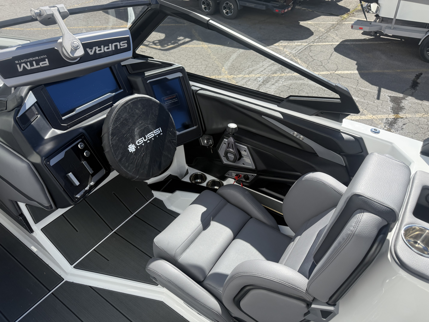2025 SUPRA SE550