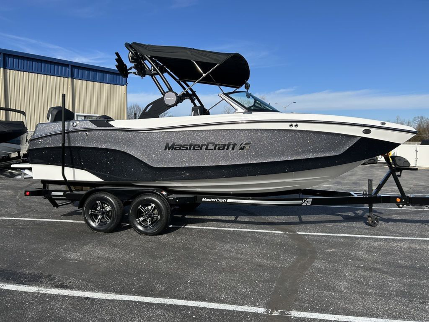 2024 Mastercraft XT22