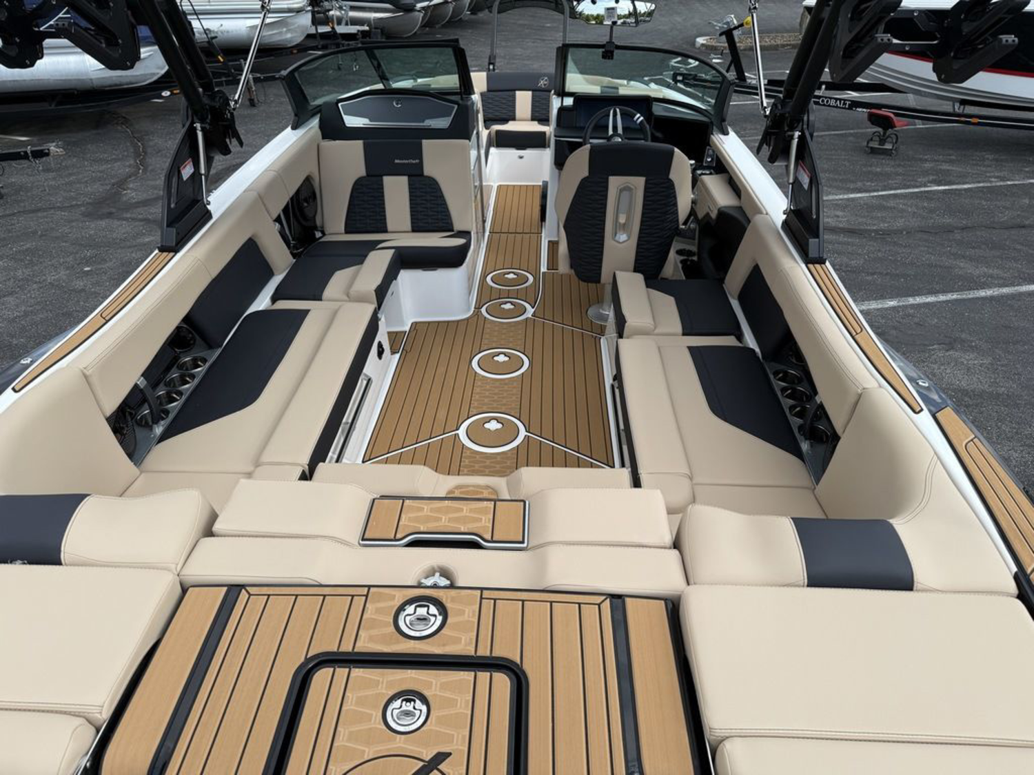 2025 Mastercraft X24