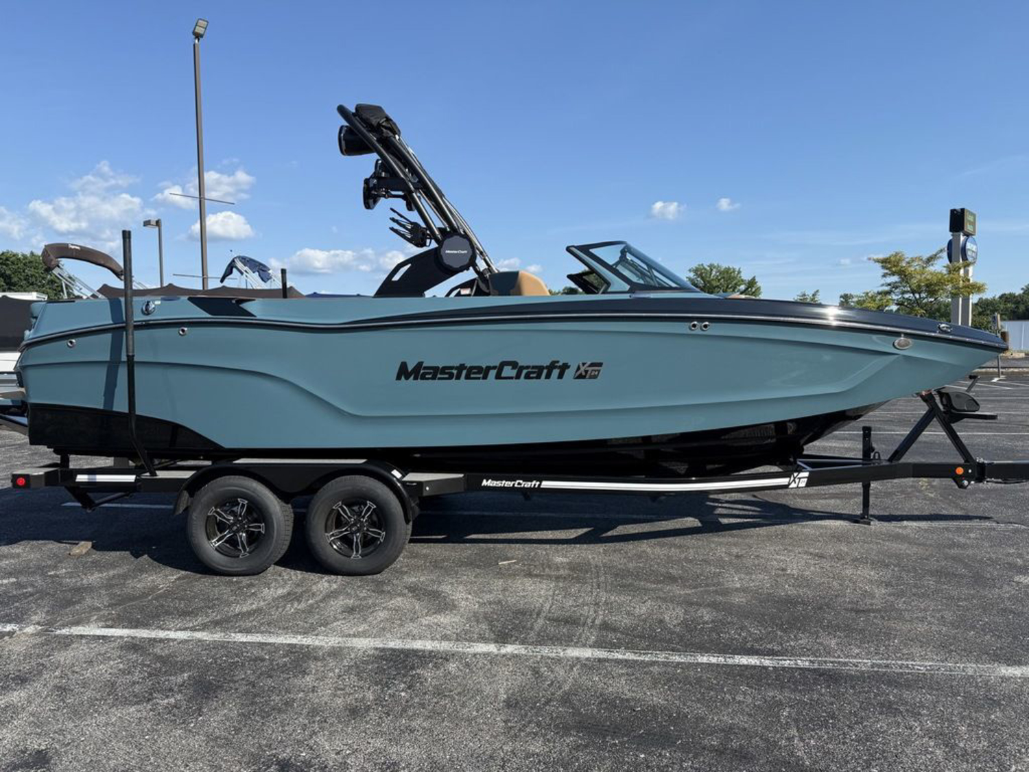 2025 Mastercraft XT24
