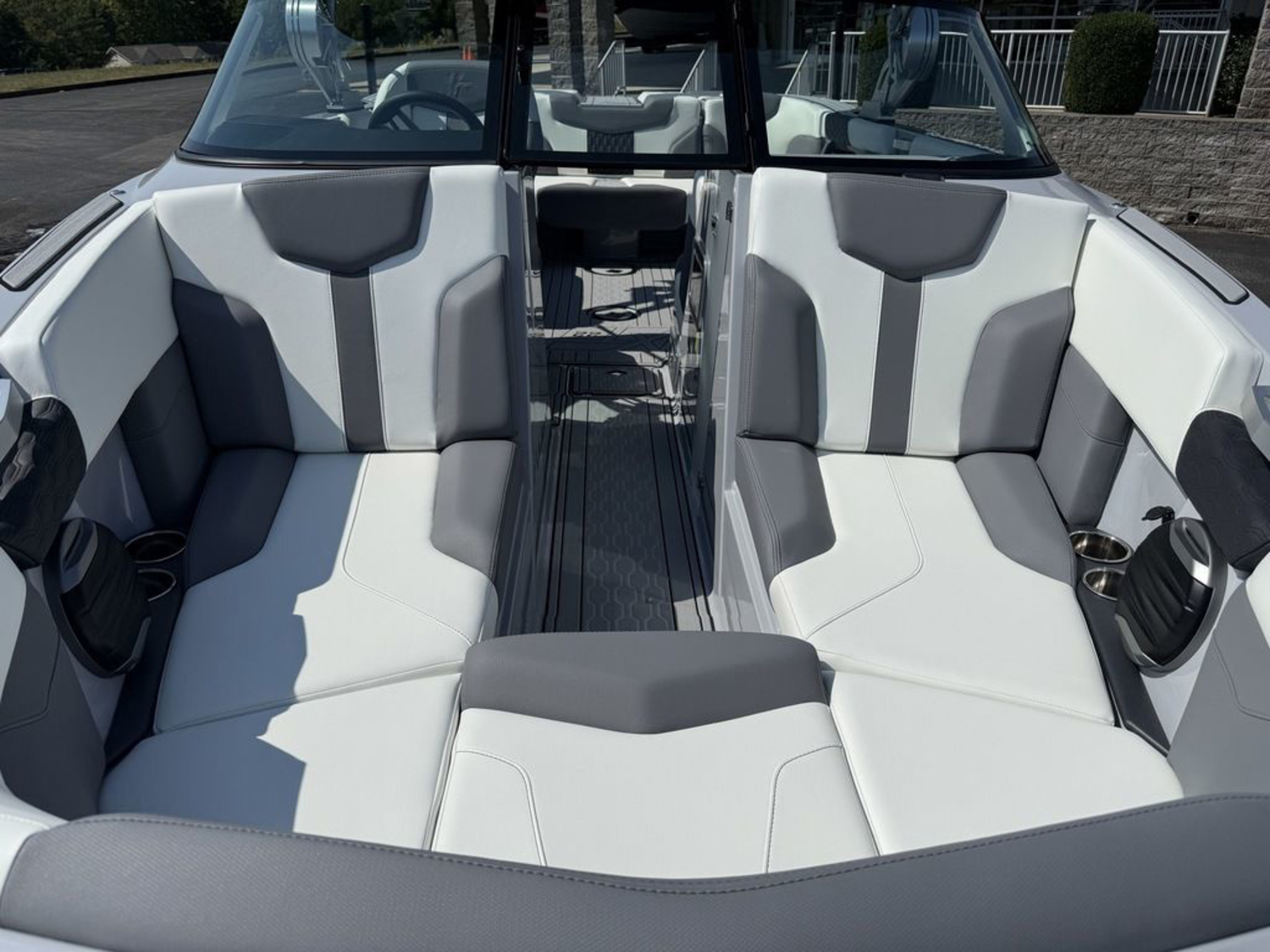 2026 Mastercraft XT22