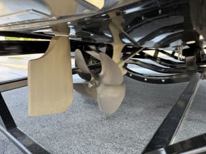 2019-mastercraft-xt22-125048-image4