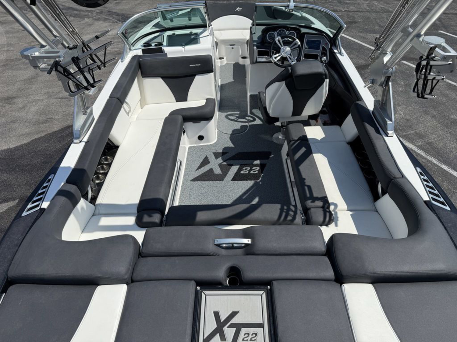 2019 Mastercraft XT22