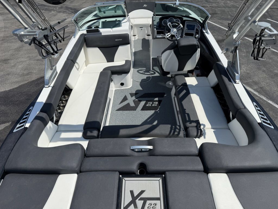 2019 Mastercraft Boats XT22 for sale in O'Fallon, Missouri