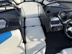 2012 2012 Malibu Boats Axis A20 for sale in O'Fallon, Missouri