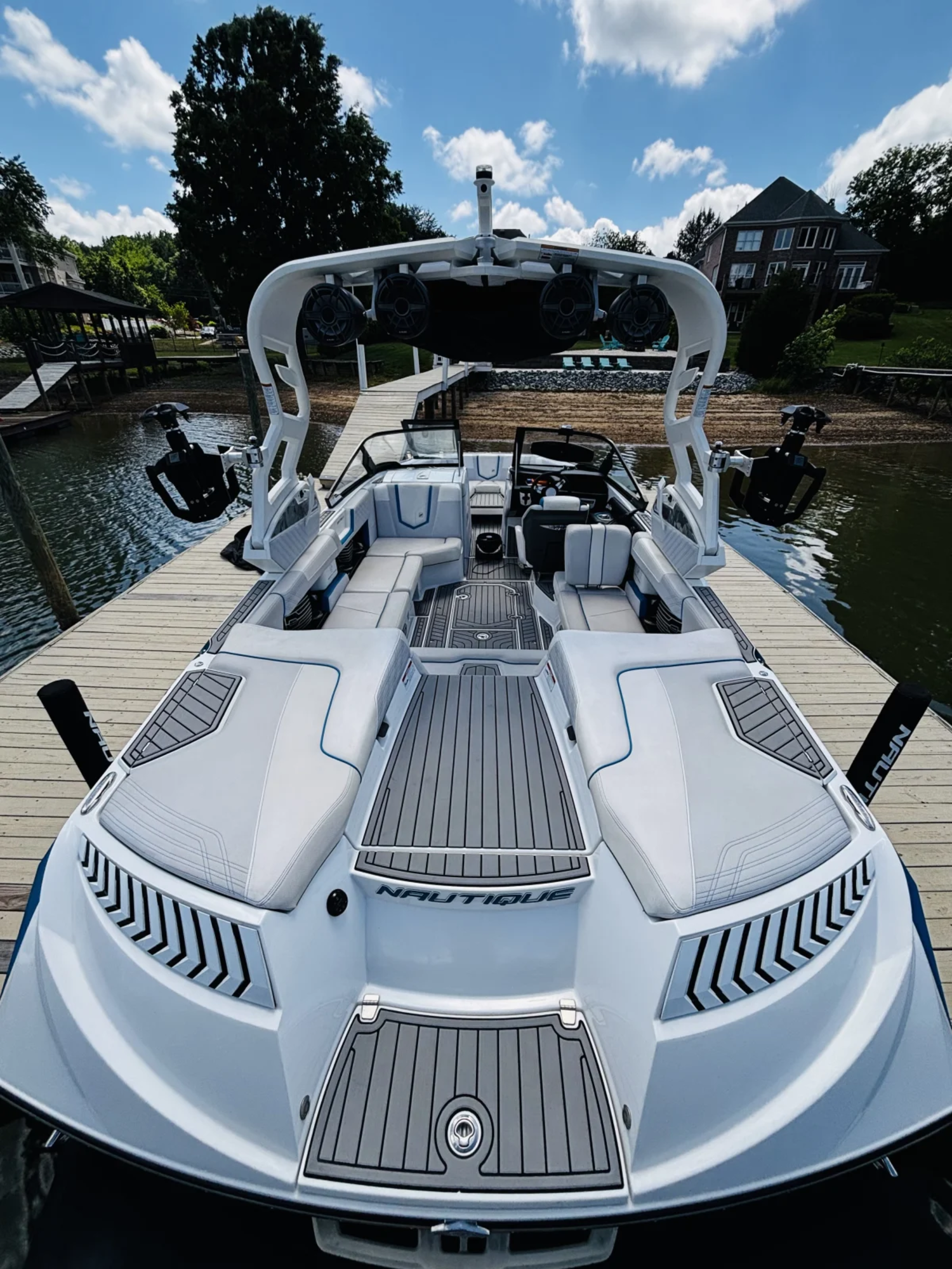 2019 NAUTIQUE G23