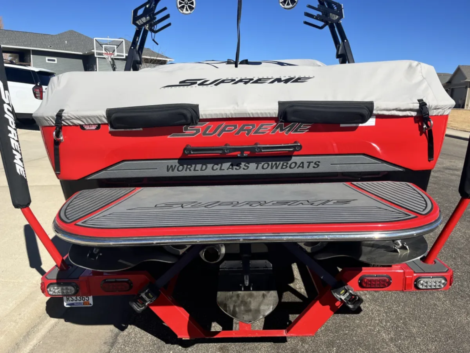 2016 Supreme Boats S211