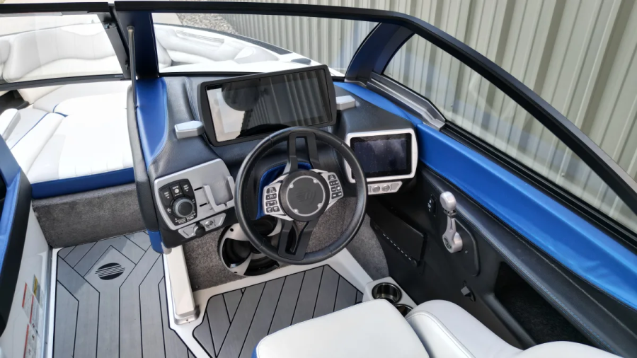 2017 Malibu Boats Wakesetter 25 LSV for sale in Broadway, North Carolina