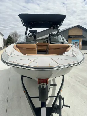 2024 Supreme Boats S220 for sale in Madison, South Dakota