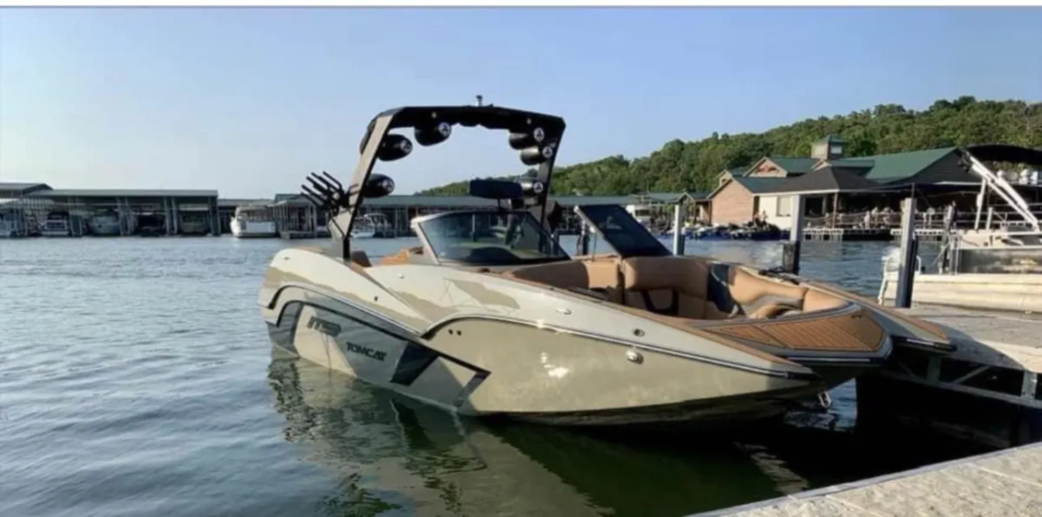 2021 MB Sports Boats F24 Tomcat Alpha