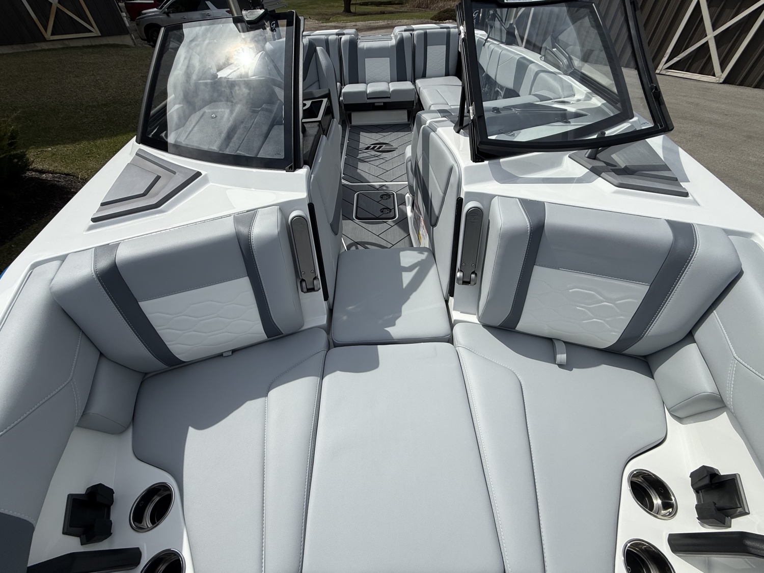 2026 Malibu 23LSV
