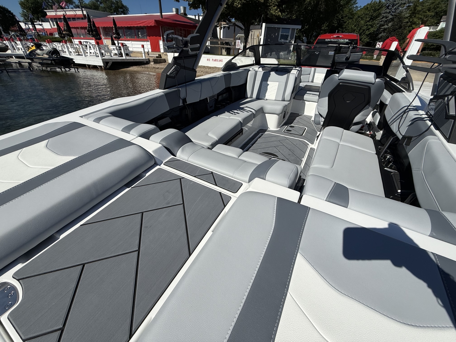 2026 Malibu 23LSV