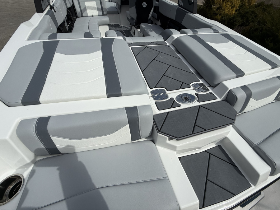 2026 Malibu Boats Wakesetter 23 LSV for sale in Fontana, Wisconsin