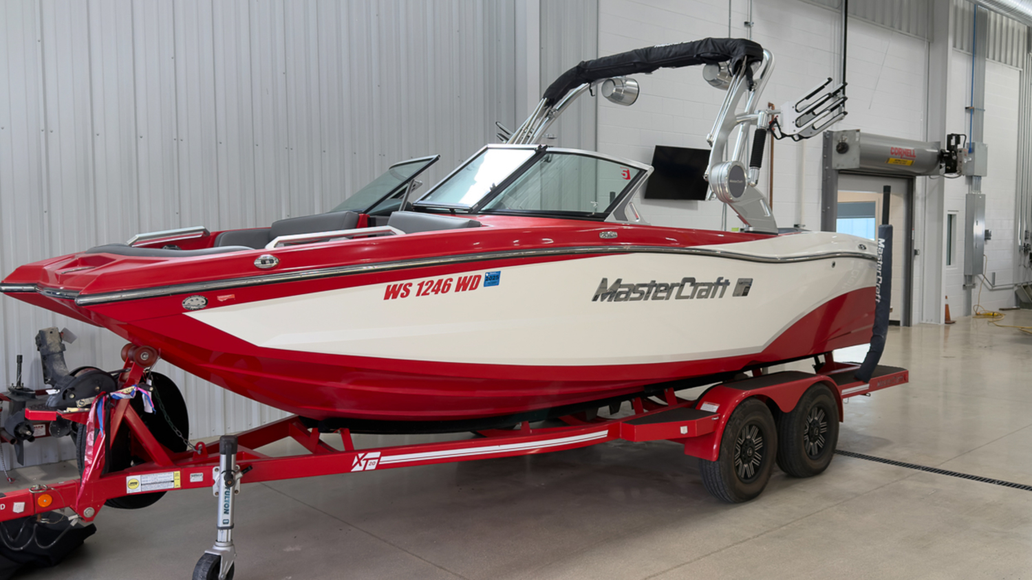 2019 MasterCraft XT20
