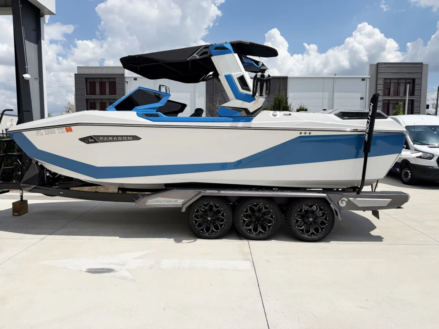 2025 Nautique P23