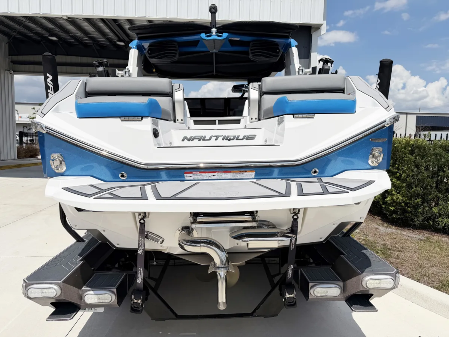 2025 Nautique P23