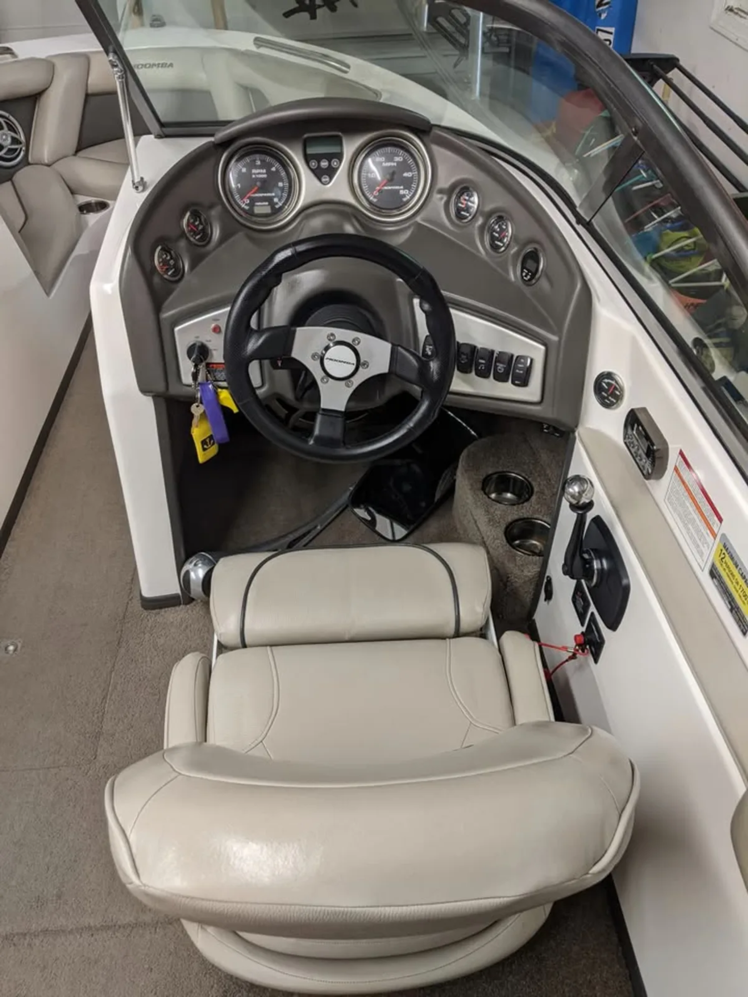 2010 Moomba Boats Outback V - New Engine