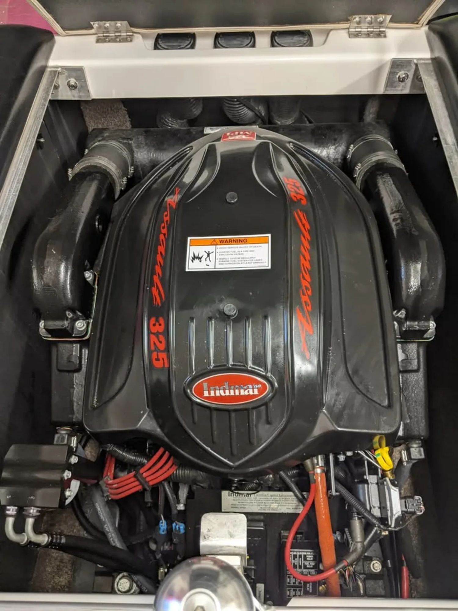 2010 Moomba Boats Outback V - New Engine