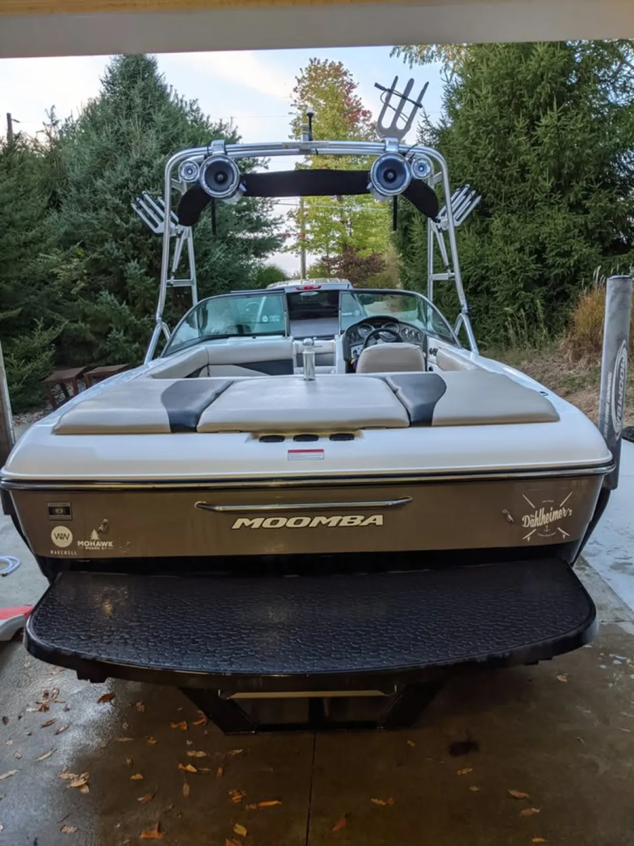 2010 Moomba Boats Outback V for sale in Howard, Ohio