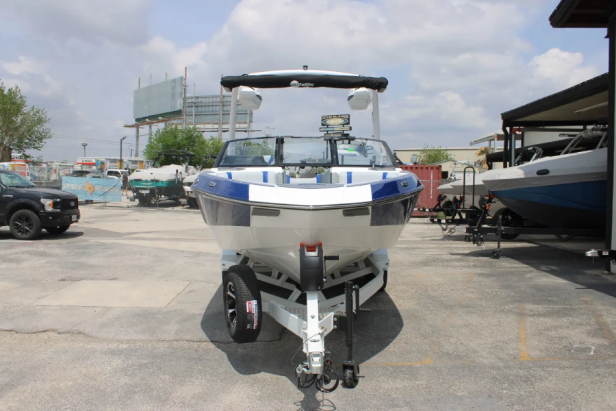 2026 Malibu Boats Wakesetter 23 LSV for sale in New Braunfels, Texas