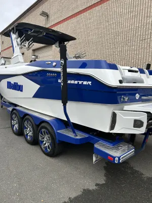 2023 Malibu Boats Wakesetter 26 LSV for sale in Phoenix, Arizona