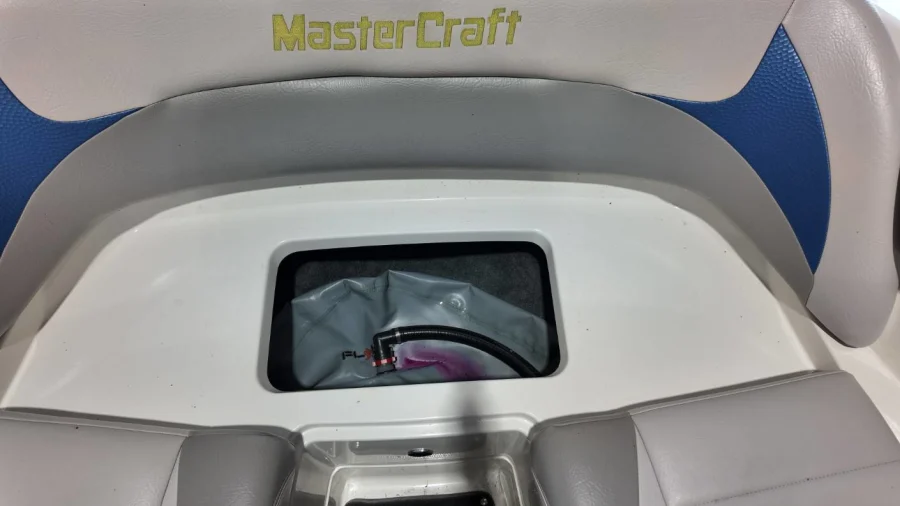 2007-mastercraft-x2-128575-image26